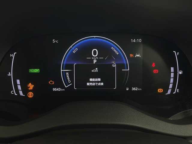 トヨタ ヤリスクロス ハイブリッド Z 秋田県 2024(令6)年 1万km マッシブグレー 4WD/セーフティセンス　/純正メモリナビ　/　　BT/フルセグTV/パノラミックビューモニター　/レーダークルーズコントロール　/LEDオートライト　/オートマチックハイビーム　/ハーフレザーシート　/前席シートヒーター　/純正18インチアルミホイール　/ステアリングヒーター/ステアリングスイッチ/ダウンヒルアシストコントロール/nanoeエアコン/スマートキー/ビルトインETC2.0