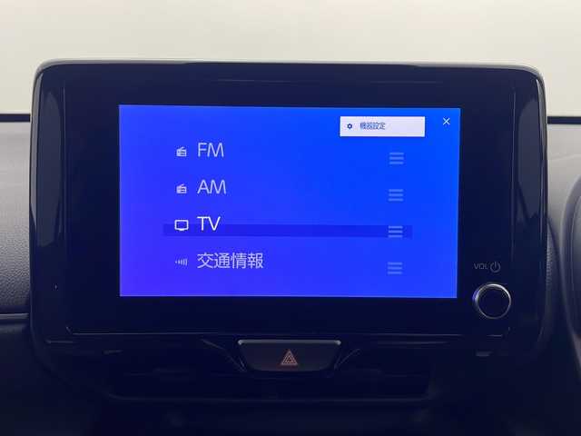 トヨタ ヤリスクロス ハイブリッド Z 秋田県 2024(令6)年 1万km マッシブグレー 4WD/セーフティセンス　/純正メモリナビ　/　　BT/フルセグTV/パノラミックビューモニター　/レーダークルーズコントロール　/LEDオートライト　/オートマチックハイビーム　/ハーフレザーシート　/前席シートヒーター　/純正18インチアルミホイール　/ステアリングヒーター/ステアリングスイッチ/ダウンヒルアシストコントロール/nanoeエアコン/スマートキー/ビルトインETC2.0