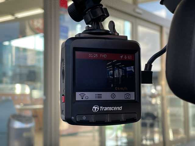 ホンダ Ｓ６６０ α 兵庫県 2016(平28)年 4万km プレミアムスターホワイトパール 5MT/ディスプレイオーディオ/(USB/HDMI)/ETC/バックカメラ/クルーズコントロール/前方ドライブレコーダー/ハーフレザーシート/ステアリングリモコン/スマートキー/純正フロアマット