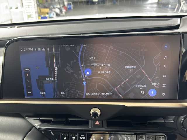 トヨタ クラウン スポーツ Z 沖縄県 2024(令6)年 0.6万km プレシャスホワイトパール 県外仕入/禁煙車/純正12.3インチディスプレイオーディオ/BT/フルセグ/パノラミックビューモニター/デジタルインナーミラー/ビルトインETC2.0/ドライブレコーダー/トヨタセーフティセンス/プリクラッシュセーフティ/レーンキープアシスト/レーダークルーズコントロール/クリアランスソナー/横滑り防止装置/パーキングアシスト/ブラインドスポットモニター/オートマチックハイビーム/ヘッドライトウォッシャー/LEDヘッドライト/オートライト/アイドリングストップ/パワーバックドア/レザーシート/D+N席シートヒーター/D+N席シートエアコン/D+N席パワーシート/ステアリングヒーター/アクセサリーコンセント/純正21インチAW/純正フロアマット/プッシュスタート/スマートキー