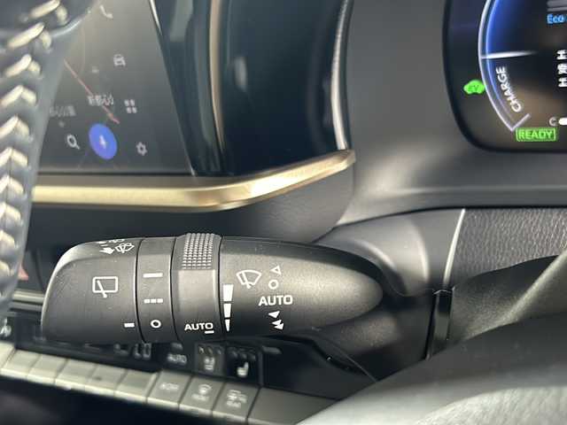 トヨタ クラウン スポーツ Z 沖縄県 2024(令6)年 0.6万km プレシャスホワイトパール 県外仕入/禁煙車/純正12.3インチディスプレイオーディオ/BT/フルセグ/パノラミックビューモニター/デジタルインナーミラー/ビルトインETC2.0/ドライブレコーダー/トヨタセーフティセンス/プリクラッシュセーフティ/レーンキープアシスト/レーダークルーズコントロール/クリアランスソナー/横滑り防止装置/パーキングアシスト/ブラインドスポットモニター/オートマチックハイビーム/ヘッドライトウォッシャー/LEDヘッドライト/オートライト/アイドリングストップ/パワーバックドア/レザーシート/D+N席シートヒーター/D+N席シートエアコン/D+N席パワーシート/ステアリングヒーター/アクセサリーコンセント/純正21インチAW/純正フロアマット/プッシュスタート/スマートキー