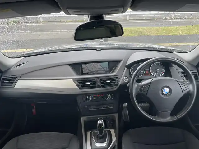 ＢＭＷ Ｘ１ xDrive 20i 宮城県 2012(平24)年 7.9万km サファイアブラックP 純正メーカーナビ（FM:AM:CD:DVD）/ETC/プッシュスタート/USBポート/ダウンヒルアシストコントロール