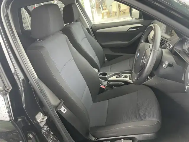 ＢＭＷ Ｘ１ xDrive 20i 宮城県 2012(平24)年 7.9万km サファイアブラックP 純正メーカーナビ（FM:AM:CD:DVD）/ETC/プッシュスタート/USBポート/ダウンヒルアシストコントロール