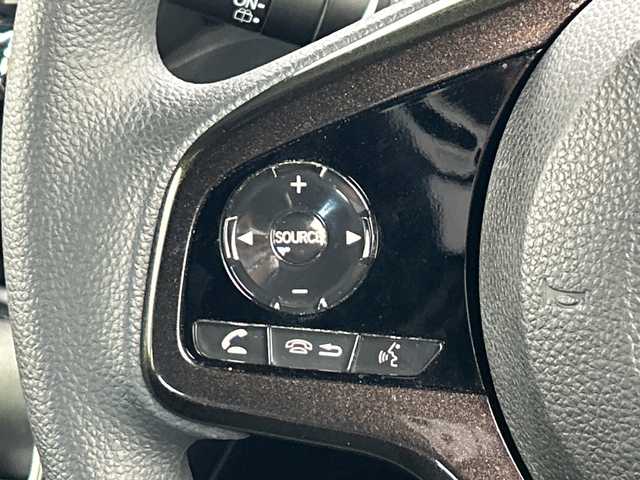 ホンダ Ｎ ＢＯＸ カスタム G L ホンダセンシング 愛知県 2018(平30)年 4.2万km プラチナホワイトパール 社外ナビ/・Bluetooth/・CD/DVD/Blu-ray/・フルセグテレビ/・SD音楽録音/バックカメラ/両側パワースライドドア/衝突軽減ブレーキ/レーンキープアシスト/オートマチックハイビーム/コーナーセンサー/レーダークルーズコントロール/ビルトインETC/LEDヘッドライト