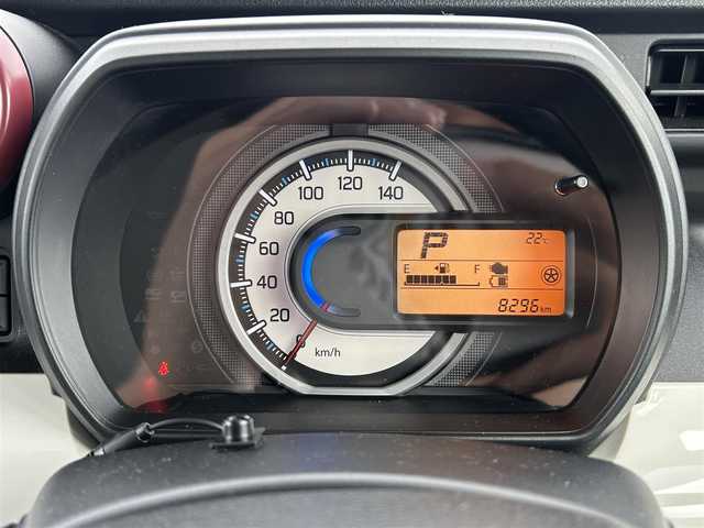 スズキ スペーシア HYBRID X 群馬県 2018(平30)年 0.9万km フェニックスレッドパール ワンオーナー/セーフティサポート/・デュアルセンサーブレーキサポート/・車線逸脱警報/・先行車発進お知らせ/・後退時ブレーキサポート/・リヤパーキングセンサー/・ハイビームアシスト/・誤発進抑機能/・後方誤発進抑制機能/・ふらつき警報/純正SDナビ　CN-RZ73W/ (CD DVD SD MSV Bluetooth USB)/全方位カメラ/両側パワースライドドア/ビルトインETC/ヘッドアップディスプレイ/LEDヘッドライト/オートライト/シートヒーター/ステアリングリモコン/アイドリングストップ/電動格納ウィンカーミラー/リヤサーキュレーター/ロールサンシェード/純正14インチAW/プッシュスタート/PWRモード/純正フロアマット/純正ドアバイザー/取扱説明書/保証書/スペアキー