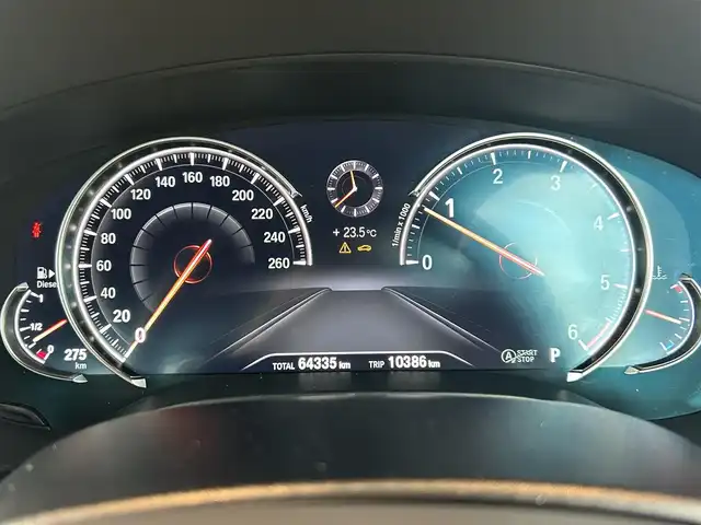 ＢＭＷ ５２３ｄ Mスポーツ 茨城県 2017(平29)年 6.5万km アルピンホワイトⅢ 黒革/シ-トヒーター/360°C/ナビ/TV/ドライビングアシストプラス/ACC/LDW/LCW/CTW/アダプティブLED/パワートランク/パドルシフト/ETC2.0/純正19インチAW/メモリー付パワーシート/ドラレコ/禁煙車