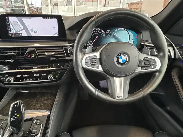 ＢＭＷ ５２３ｄ Mスポーツ 茨城県 2017(平29)年 6.5万km アルピンホワイトⅢ 黒革/シ-トヒーター/360°C/ナビ/TV/ドライビングアシストプラス/ACC/LDW/LCW/CTW/アダプティブLED/パワートランク/パドルシフト/ETC2.0/純正19インチAW/メモリー付パワーシート/ドラレコ/禁煙車