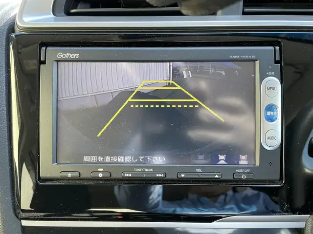 ホンダ フィット 13G Lパッケージ 富山県 2014(平26)年 5.6万km アラバスターシルバーメタリック ４ＷＤ／/ワンオーナー／/純正７インチナビ／/ワンセグＴＶ／/Ｂｌｕｅｔｏｏｔｈ／/ＤＶＤ再生／/バックカメラ／/ドライブレコーダー／/ＬＥＤオートライト／/ＥＴＣ／/ステアリングスイッチ/純正ホイールキャップ付スタッドレスタイヤ4本有