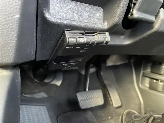 ホンダ フィット 13G Lパッケージ 富山県 2014(平26)年 5.6万km アラバスターシルバーメタリック ４ＷＤ／/ワンオーナー／/純正７インチナビ／/ワンセグＴＶ／/Ｂｌｕｅｔｏｏｔｈ／/ＤＶＤ再生／/バックカメラ／/ドライブレコーダー／/ＬＥＤオートライト／/ＥＴＣ／/ステアリングスイッチ/純正ホイールキャップ付スタッドレスタイヤ4本有