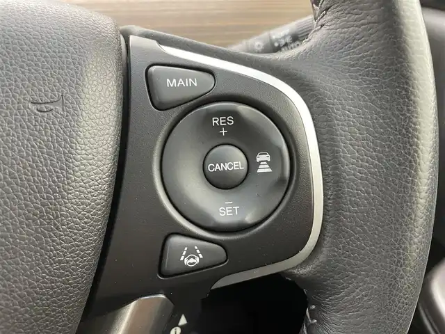 ホンダ フリード クロスター ホンダセンシング 宮城県 2020(令2)年 3.6万km プラチナホワイトパール 純正9型ナビ/・BT接続/フルセグTV/・CD/DVD/ホンダセンシング/・衝突軽減ブレーキ（CMBS）/・誤発進抑制機能/・歩行者事故低減ステアリング/・路外逸脱抑制機能/・アダプティブ・クルーズ・コントロール（ACC）/・車線維持支援システム（LKAS）/・先行車発進お知らせ機能/・標識認識機能/純正15インチAW/純正フロアマット/LEDヘッドライト/・フォグランプ