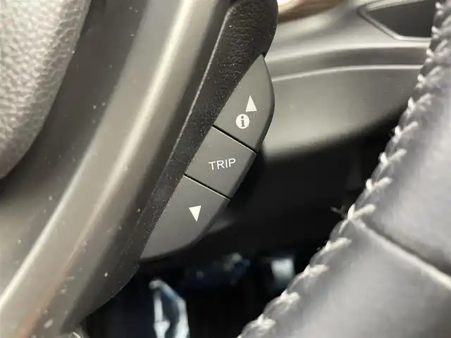 ホンダ フリード クロスター ホンダセンシング 宮城県 2020(令2)年 3.6万km プラチナホワイトパール 純正9型ナビ/・BT接続/フルセグTV/・CD/DVD/ホンダセンシング/・衝突軽減ブレーキ（CMBS）/・誤発進抑制機能/・歩行者事故低減ステアリング/・路外逸脱抑制機能/・アダプティブ・クルーズ・コントロール（ACC）/・車線維持支援システム（LKAS）/・先行車発進お知らせ機能/・標識認識機能/純正15インチAW/純正フロアマット/LEDヘッドライト/・フォグランプ