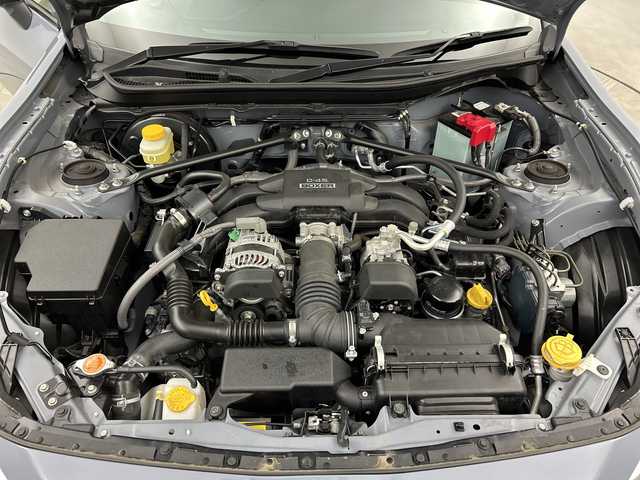 トヨタ ８６ GT 三重県 2018(平30)年 3.4万km グレー /禁煙車//純正7型ナビ/　CD/DVD/フルセグTV/Bluetooth//バックカメラ//パドルシフト//プッシュスタート//スマートキー//ETC//AAC//クルーズコントロール//オートライト//フォグライト//純正アルミホイール//社外コーナーセンサー//ステアリングスイッチ