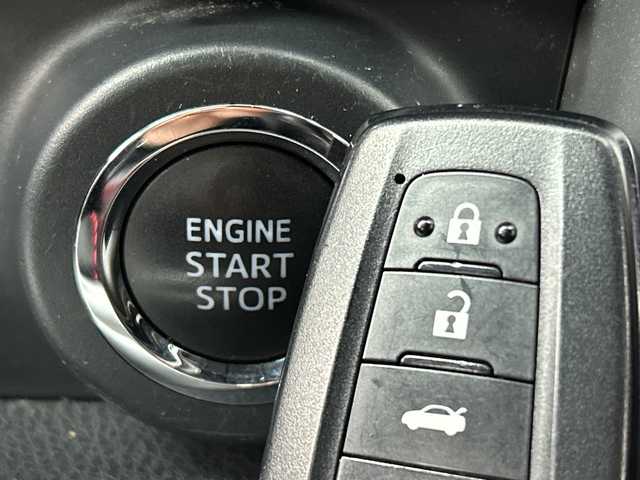 トヨタ ８６ GT 三重県 2018(平30)年 3.4万km グレー /禁煙車//純正7型ナビ/　CD/DVD/フルセグTV/Bluetooth//バックカメラ//パドルシフト//プッシュスタート//スマートキー//ETC//AAC//クルーズコントロール//オートライト//フォグライト//純正アルミホイール//社外コーナーセンサー//ステアリングスイッチ