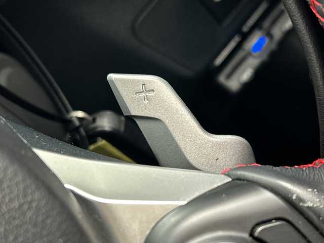 トヨタ ８６ GT 三重県 2018(平30)年 3.4万km グレー /禁煙車//純正7型ナビ/　CD/DVD/フルセグTV/Bluetooth//バックカメラ//パドルシフト//プッシュスタート//スマートキー//ETC//AAC//クルーズコントロール//オートライト//フォグライト//純正アルミホイール//社外コーナーセンサー//ステアリングスイッチ