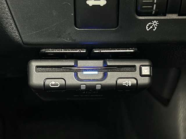 トヨタ ８６ GT 三重県 2018(平30)年 3.4万km グレー /禁煙車//純正7型ナビ/　CD/DVD/フルセグTV/Bluetooth//バックカメラ//パドルシフト//プッシュスタート//スマートキー//ETC//AAC//クルーズコントロール//オートライト//フォグライト//純正アルミホイール//社外コーナーセンサー//ステアリングスイッチ