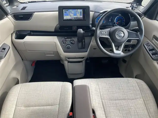 日産 ルークス S 兵庫県 2023(令5)年 3.6万km スターリングシルバーM Kenwood製ナビ/フルセグTV/CD/DVD/FM/AM/Bluetooth/バックカメラ/オートライト/エマージェンシーブレーキ/車線逸脱警報/道路標識/ソナー/ドライブレコーダー前後/電動格納ミラー/ETC/社外フロアマット/リモコンキー