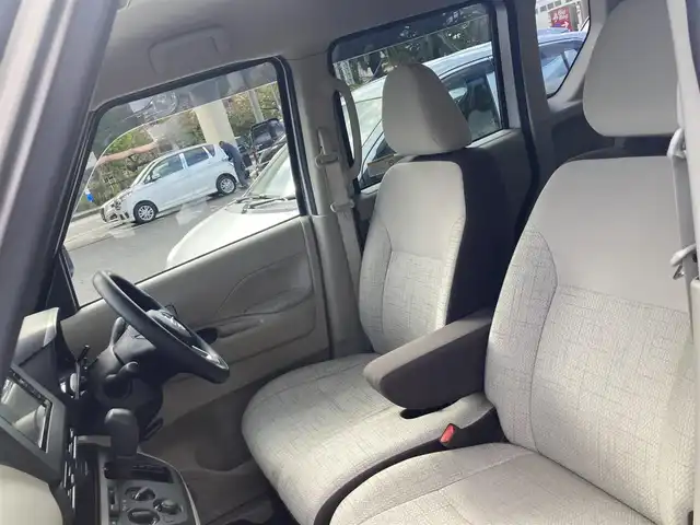 日産 ルークス S 兵庫県 2023(令5)年 3.6万km スターリングシルバーM Kenwood製ナビ/フルセグTV/CD/DVD/FM/AM/Bluetooth/バックカメラ/オートライト/エマージェンシーブレーキ/車線逸脱警報/道路標識/ソナー/ドライブレコーダー前後/電動格納ミラー/ETC/社外フロアマット/リモコンキー