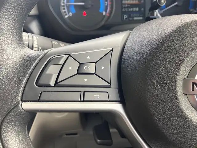 日産 ルークス S 兵庫県 2023(令5)年 3.6万km スターリングシルバーM Kenwood製ナビ/フルセグTV/CD/DVD/FM/AM/Bluetooth/バックカメラ/オートライト/エマージェンシーブレーキ/車線逸脱警報/道路標識/ソナー/ドライブレコーダー前後/電動格納ミラー/ETC/社外フロアマット/リモコンキー