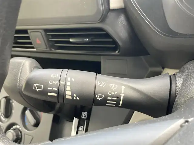 日産 ルークス S 兵庫県 2023(令5)年 3.6万km スターリングシルバーM Kenwood製ナビ/フルセグTV/CD/DVD/FM/AM/Bluetooth/バックカメラ/オートライト/エマージェンシーブレーキ/車線逸脱警報/道路標識/ソナー/ドライブレコーダー前後/電動格納ミラー/ETC/社外フロアマット/リモコンキー