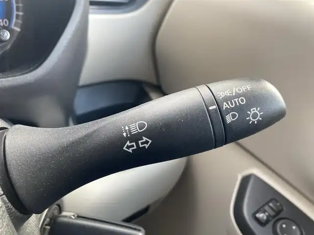 日産 ルークス S 兵庫県 2023(令5)年 3.6万km スターリングシルバーM Kenwood製ナビ/フルセグTV/CD/DVD/FM/AM/Bluetooth/バックカメラ/オートライト/エマージェンシーブレーキ/車線逸脱警報/道路標識/ソナー/ドライブレコーダー前後/電動格納ミラー/ETC/社外フロアマット/リモコンキー