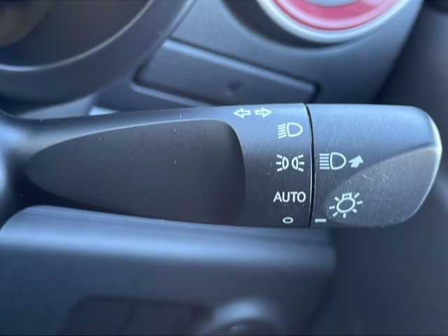 ダイハツ ブーン スタイル SAⅢ 山口県 2019(平31)年 6万km ホワイト/パウダリーベージュメタリック 2トーン ワンオーナー/社外SDナビ/・フルセグテレビ/・CD/DVD/・Bluetooth/・AM/FM/USB/ETC/前後ドライブレコーダー【ZDR-015】/シートヒーター（運転席）/スマートキー/プッシュスタート/シガーソケット/LEDヘッドライト/フォグランプ/電動格納ウィンカーミラー/ドアバイザー/スマートアシストIII/・衝突警報機能/・衝突回避支援ブレーキ機能/・車線逸脱警報機能/・誤発進抑制機能(前方)/・誤発進抑制機能(後方)/・先行車発進お知らせ機能/・オートハイビーム