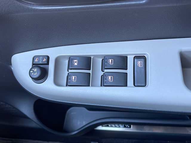 ダイハツ ブーン スタイル SAⅢ 山口県 2019(平31)年 6万km ホワイト/パウダリーベージュメタリック 2トーン ワンオーナー/社外SDナビ/・フルセグテレビ/・CD/DVD/・Bluetooth/・AM/FM/USB/ETC/前後ドライブレコーダー【ZDR-015】/シートヒーター（運転席）/スマートキー/プッシュスタート/シガーソケット/LEDヘッドライト/フォグランプ/電動格納ウィンカーミラー/ドアバイザー/スマートアシストIII/・衝突警報機能/・衝突回避支援ブレーキ機能/・車線逸脱警報機能/・誤発進抑制機能(前方)/・誤発進抑制機能(後方)/・先行車発進お知らせ機能/・オートハイビーム