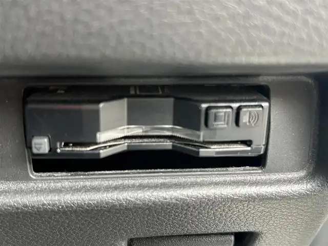 スズキ スペーシア HYBRID X 大阪府 2019(令1)年 4.6万km ピュアホワイトP 社外ナビ　ECLIPSEナビ/・Bluetooth/CD/DVD/フルセグTV/USB/　ラジオ/主要装備/・全方位カメラ/・衝突軽減システム/・レーンキープアシスト/・横滑り防止装置/・アイドリングストップ/・両側パワースライドドア/・クリアランスソナー/・ベンチシート/・シートヒーター/・HUD/・LEDヘッドライト/・ステアリングスイッチ/・純正フロアマット/・純正アルミホイール/・ETC