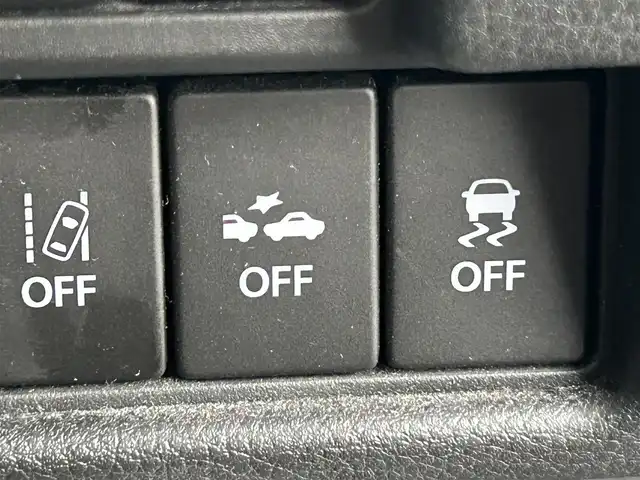 スズキ スペーシア HYBRID X 大阪府 2019(令1)年 4.6万km ピュアホワイトP 社外ナビ　ECLIPSEナビ/・Bluetooth/CD/DVD/フルセグTV/USB/　ラジオ/主要装備/・全方位カメラ/・衝突軽減システム/・レーンキープアシスト/・横滑り防止装置/・アイドリングストップ/・両側パワースライドドア/・クリアランスソナー/・ベンチシート/・シートヒーター/・HUD/・LEDヘッドライト/・ステアリングスイッチ/・純正フロアマット/・純正アルミホイール/・ETC