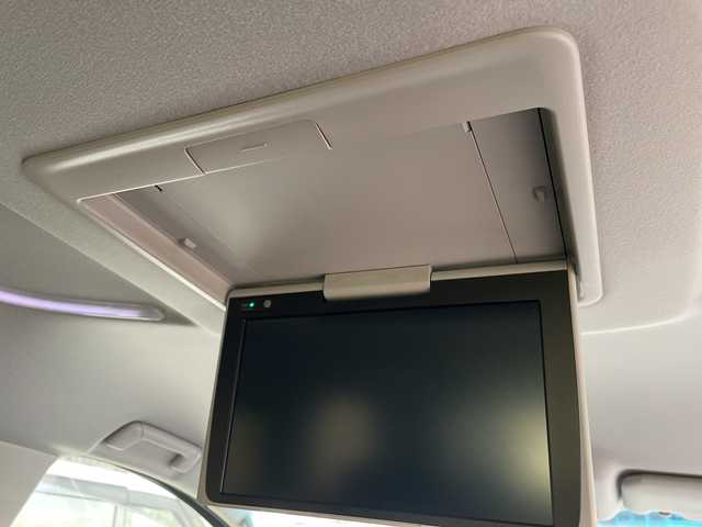 トヨタ アルファード S Cパッケージ 愛知県 2018(平30)年 5.2万km ホワイトパールクリスタルシャイン トヨタセーフティセンス/純正10型ナビ　SDカードなし/フリップダウンモニター/三眼LEDヘッドライト/両側パワースライドドア/レーダークルーズコントロール/シートヒーター/エアシート/パワーシート/コーナーセンサー/純正アルミホイール/ETC2.0/ステアリングヒーター/インテリジェントミラー/リアオートエアコン/オートマチックハイビーム/衝突軽減システム/フルセグ/CD DVD/Bluetooth/ステアリングスイッチ/スマートキー/プッシュスタート