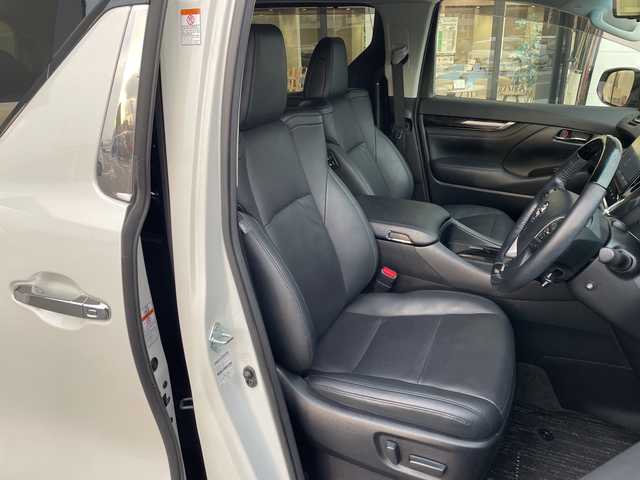 トヨタ アルファード S Cパッケージ 愛知県 2018(平30)年 5.2万km ホワイトパールクリスタルシャイン トヨタセーフティセンス/純正10型ナビ　SDカードなし/フリップダウンモニター/三眼LEDヘッドライト/両側パワースライドドア/レーダークルーズコントロール/シートヒーター/エアシート/パワーシート/コーナーセンサー/純正アルミホイール/ETC2.0/ステアリングヒーター/インテリジェントミラー/リアオートエアコン/オートマチックハイビーム/衝突軽減システム/フルセグ/CD DVD/Bluetooth/ステアリングスイッチ/スマートキー/プッシュスタート