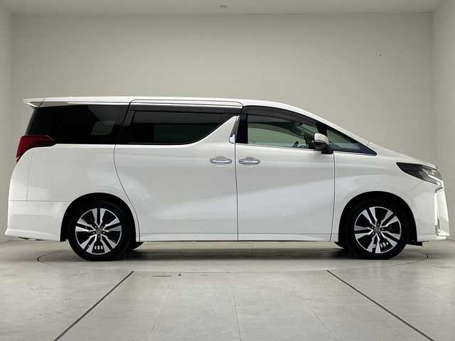 トヨタ アルファード S Cパッケージ 愛知県 2018(平30)年 5.2万km ホワイトパールクリスタルシャイン トヨタセーフティセンス/純正10型ナビ　SDカードなし/フリップダウンモニター/三眼LEDヘッドライト/両側パワースライドドア/レーダークルーズコントロール/シートヒーター/エアシート/パワーシート/コーナーセンサー/純正アルミホイール/ETC2.0/ステアリングヒーター/インテリジェントミラー/リアオートエアコン/オートマチックハイビーム/衝突軽減システム/フルセグ/CD DVD/Bluetooth/ステアリングスイッチ/スマートキー/プッシュスタート