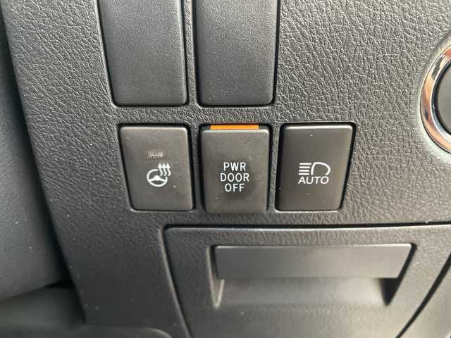 トヨタ アルファード S Cパッケージ 愛知県 2018(平30)年 5.2万km ホワイトパールクリスタルシャイン トヨタセーフティセンス/純正10型ナビ　SDカードなし/フリップダウンモニター/三眼LEDヘッドライト/両側パワースライドドア/レーダークルーズコントロール/シートヒーター/エアシート/パワーシート/コーナーセンサー/純正アルミホイール/ETC2.0/ステアリングヒーター/インテリジェントミラー/リアオートエアコン/オートマチックハイビーム/衝突軽減システム/フルセグ/CD DVD/Bluetooth/ステアリングスイッチ/スマートキー/プッシュスタート