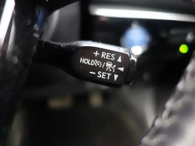 トヨタ プリウス Sツーリングセレクション 山形県 2019(令1)年 5.5万km ホワイトパールクリスタルシャイン 衝突被害軽減システム/TRDエアロ/純正SDナビ/　　【CD DVD BT フルセグ MSV】/バックカメラ/レーダークルーズコントロール/LEDオートライト/ソフトレザーシート/シートヒーター/純正17インチアルミホイール/ルームミラー型ドライブレコーダー/アイドリングストップ/ステアリングスイッチ/電動格納ウィンカーミラー/フォグランプ/スマートキー×2/ETC