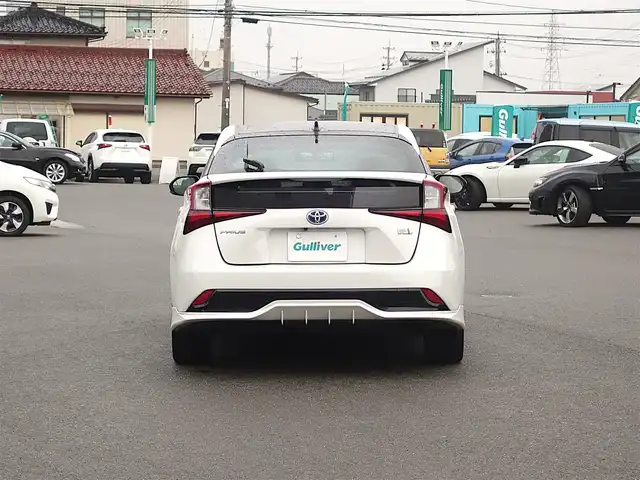 トヨタ プリウス Sツーリングセレクション 山形県 2019(令1)年 5.5万km ホワイトパールクリスタルシャイン 衝突被害軽減システム/TRDエアロ/純正SDナビ/　　【CD DVD BT フルセグ MSV】/バックカメラ/レーダークルーズコントロール/LEDオートライト/ソフトレザーシート/シートヒーター/純正17インチアルミホイール/ルームミラー型ドライブレコーダー/アイドリングストップ/ステアリングスイッチ/電動格納ウィンカーミラー/フォグランプ/スマートキー×2/ETC