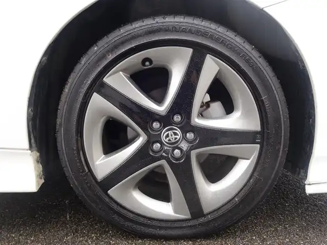 トヨタ プリウス Sツーリングセレクション 山形県 2019(令1)年 5.5万km ホワイトパールクリスタルシャイン 衝突被害軽減システム/TRDエアロ/純正SDナビ/　　【CD DVD BT フルセグ MSV】/バックカメラ/レーダークルーズコントロール/LEDオートライト/ソフトレザーシート/シートヒーター/純正17インチアルミホイール/ルームミラー型ドライブレコーダー/アイドリングストップ/ステアリングスイッチ/電動格納ウィンカーミラー/フォグランプ/スマートキー×2/ETC