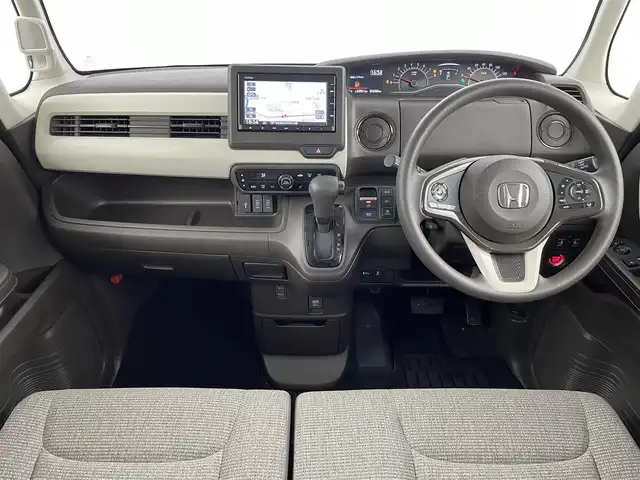 ホンダ Ｎ ＢＯＸ L 埼玉県 2022(令4)年 1.7万km プラチナホワイトパール ホンダセンシング/純正エントリーインターナビ（CD/BT/FM/AM）/バックカメラ　/両側パワースライドドア　/運転席助手席シートヒーター　/サイドエアバッグ＋サイドカーテンエアバック　/ＬＥＤヘッドライト/オートライト　/純正ドライブレコーダー前後/電子制御パーキングブレーキ/オートブレーキホールド/充電用USBジャック/純正フロアマット