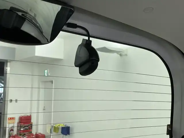 ホンダ Ｎ ＢＯＸ L 埼玉県 2022(令4)年 1.7万km プラチナホワイトパール ホンダセンシング/純正エントリーインターナビ（CD/BT/FM/AM）/バックカメラ　/両側パワースライドドア　/運転席助手席シートヒーター　/サイドエアバッグ＋サイドカーテンエアバック　/ＬＥＤヘッドライト/オートライト　/純正ドライブレコーダー前後/電子制御パーキングブレーキ/オートブレーキホールド/充電用USBジャック/純正フロアマット