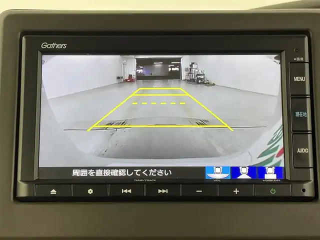 ホンダ Ｎ ＢＯＸ L 埼玉県 2022(令4)年 1.7万km プラチナホワイトパール ホンダセンシング/純正エントリーインターナビ（CD/BT/FM/AM）/バックカメラ　/両側パワースライドドア　/運転席助手席シートヒーター　/サイドエアバッグ＋サイドカーテンエアバック　/ＬＥＤヘッドライト/オートライト　/純正ドライブレコーダー前後/電子制御パーキングブレーキ/オートブレーキホールド/充電用USBジャック/純正フロアマット