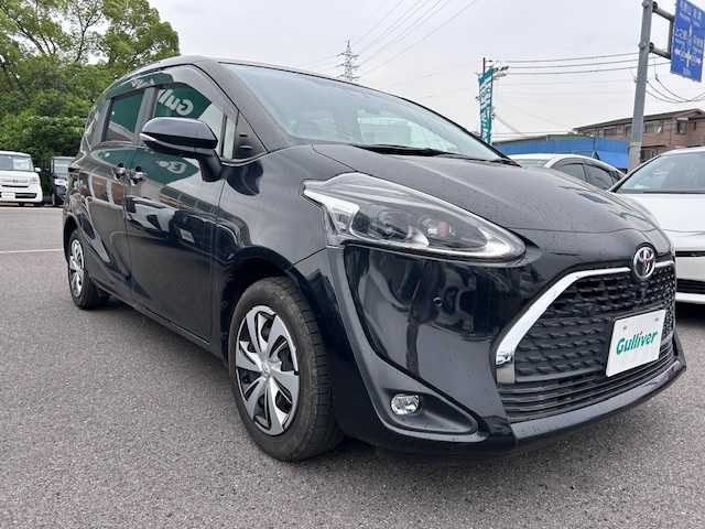 トヨタ シエンタ ファンベースG 大阪府 2019(令1)年 2.6万km ブラックマイカ ナビ　/フルセグ　/Ｂｌｕｅｔｏｏｔｈ　/全方位カメラ　/両側パワースライドドア　/オートハイビーム　/前後コーナーセンサー　/革巻きハンドル　/ビルトインＥＴＣ　/前後ドライブレコーダー　/ＵＳＢ　/フロアーマット