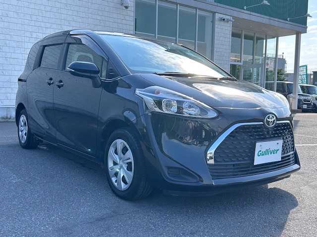 トヨタ シエンタ ファンベースG 大阪府 2019(令1)年 2.6万km ブラックマイカ ナビ　/フルセグ　/Ｂｌｕｅｔｏｏｔｈ　/全方位カメラ　/両側パワースライドドア　/オートハイビーム　/前後コーナーセンサー　/革巻きハンドル　/ビルトインＥＴＣ　/前後ドライブレコーダー　/ＵＳＢ　/フロアーマット