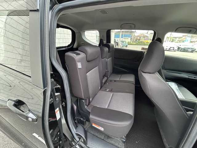 トヨタ シエンタ ファンベースG 大阪府 2019(令1)年 2.6万km ブラックマイカ ナビ　/フルセグ　/Ｂｌｕｅｔｏｏｔｈ　/全方位カメラ　/両側パワースライドドア　/オートハイビーム　/前後コーナーセンサー　/革巻きハンドル　/ビルトインＥＴＣ　/前後ドライブレコーダー　/ＵＳＢ　/フロアーマット