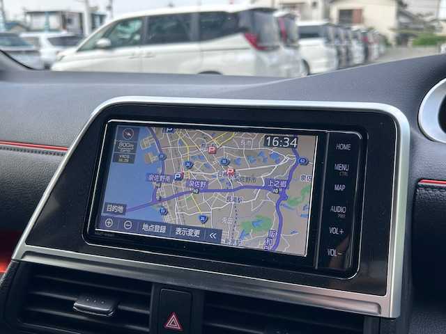 トヨタ シエンタ ファンベースG 大阪府 2019(令1)年 2.6万km ブラックマイカ ナビ　/フルセグ　/Ｂｌｕｅｔｏｏｔｈ　/全方位カメラ　/両側パワースライドドア　/オートハイビーム　/前後コーナーセンサー　/革巻きハンドル　/ビルトインＥＴＣ　/前後ドライブレコーダー　/ＵＳＢ　/フロアーマット