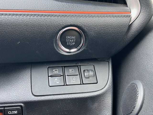 トヨタ シエンタ ファンベースG 大阪府 2019(令1)年 2.6万km ブラックマイカ ナビ　/フルセグ　/Ｂｌｕｅｔｏｏｔｈ　/全方位カメラ　/両側パワースライドドア　/オートハイビーム　/前後コーナーセンサー　/革巻きハンドル　/ビルトインＥＴＣ　/前後ドライブレコーダー　/ＵＳＢ　/フロアーマット