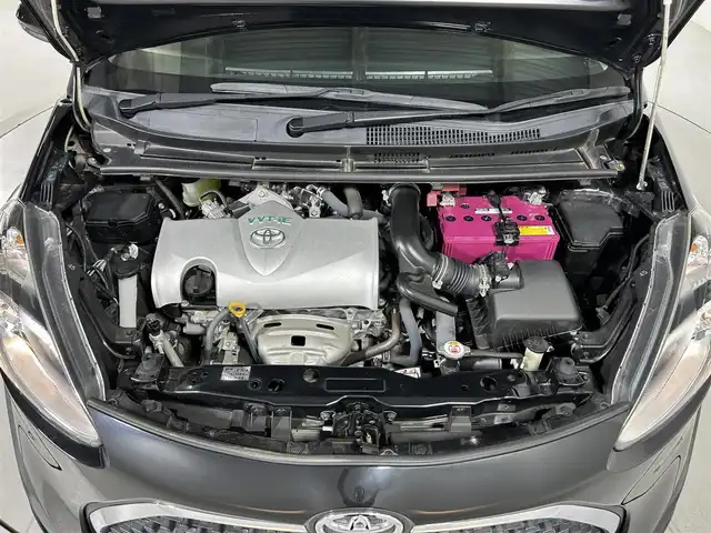トヨタ シエンタ ファンベースG 佐賀県 2019(令1)年 2.7万km ブラックマイカ 純正7インチナビ/CD/DVD/フルセグTV/Bluetooth/両側パワースライドドア/プリクラッシュセーフティ/レーンディパーチャーアラート/パーキングサポートブレーキ/クリアランスソナー/オートハイビーム/先行者発進告知/全周囲カメラ/横滑り防止/電動格納ミラー/前後ドライブレコーダー/ビルトインETC/USB充電/フロアマット/純正ドアバイザー