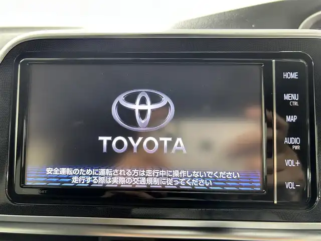 トヨタ シエンタ ファンベースG 佐賀県 2019(令1)年 2.7万km ブラックマイカ 純正7インチナビ/CD/DVD/フルセグTV/Bluetooth/両側パワースライドドア/プリクラッシュセーフティ/レーンディパーチャーアラート/パーキングサポートブレーキ/クリアランスソナー/オートハイビーム/先行者発進告知/全周囲カメラ/横滑り防止/電動格納ミラー/前後ドライブレコーダー/ビルトインETC/USB充電/フロアマット/純正ドアバイザー