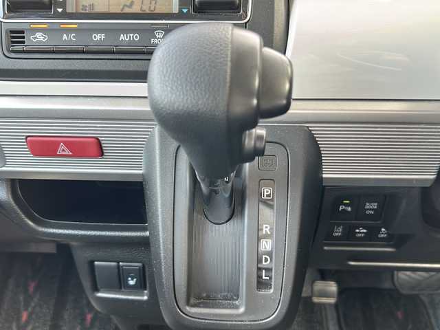 スズキ スペーシア HYBRID X 茨城県 2018(平30)年 2.6万km オフブルーM ディーラーオプションナビ（CN-RZ773W）/【フルセグTV/CD/DVD/Bluetooth/ラジオ】/全方位カメラ/両側パワースライドドア/ヘッドアップディスプレイ/衝突被害軽減システム/レーンキープアシスト/リヤコーナーセンサー/横滑り防止機能/アイドリングストップ/運転席シートヒーター/ETC/リヤサーキュレーター/オートライト/純正フロアマット/純正ドアバイザー/プッシュスタート/スマートキー