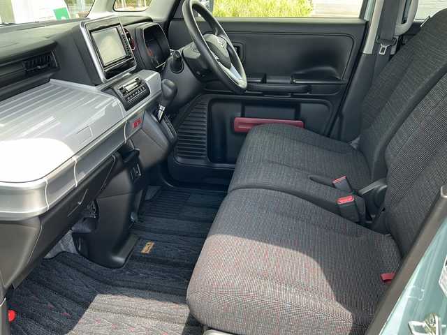 スズキ スペーシア HYBRID X 茨城県 2018(平30)年 2.6万km オフブルーM ディーラーオプションナビ（CN-RZ773W）/【フルセグTV/CD/DVD/Bluetooth/ラジオ】/全方位カメラ/両側パワースライドドア/ヘッドアップディスプレイ/衝突被害軽減システム/レーンキープアシスト/リヤコーナーセンサー/横滑り防止機能/アイドリングストップ/運転席シートヒーター/ETC/リヤサーキュレーター/オートライト/純正フロアマット/純正ドアバイザー/プッシュスタート/スマートキー