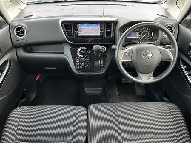 日産 デイズ ルークス ハイウェイスター Xターボ 岐阜県 2018(平30)年 4.8万km ホワイトパール 登録時走行距離47959km/純正ＳＤナビ/全方位カメラ/ワンオーナー/フルセグＴＶ/ターボ/片側パワースライドドア/プリクラッシュ/純正14インチアルミホイール/純正フロアマット/前後ドライブレコーダー/プッシュスタート/スマートキー/スペアキー(1本)/禁煙車/LEDヘッドライト/オートライト/フォグランプ/オートマチックハイビーム/アイドリングストップ