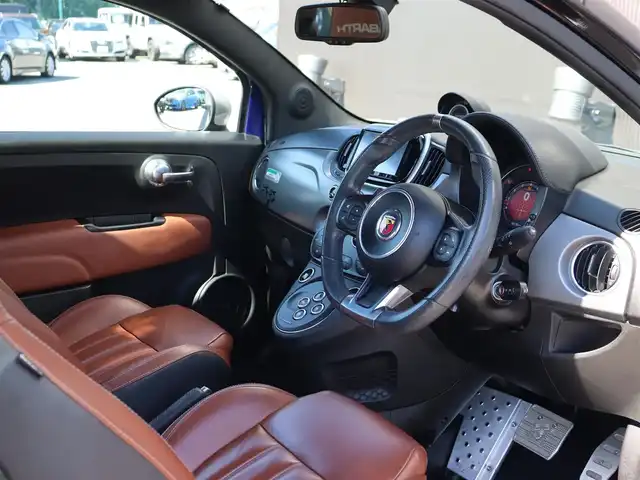 アバルト ５９５ ツーリズモ 長野県 2018(平30)年 4.4万km 青 茶革シート/2DINナビ/フルセグTV/バックカメラ/純正17AW/イエローキャリパー/ETC/ドライブレコーダー/パドルシフト/防眩ミラー/ステアリングスイッチ