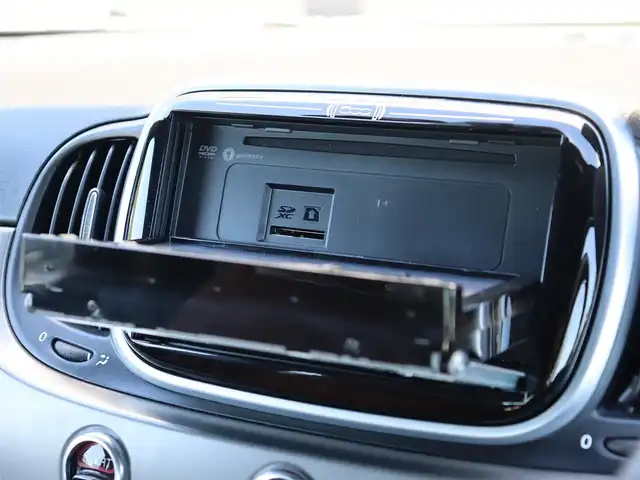 アバルト ５９５ ツーリズモ 長野県 2018(平30)年 4.4万km 青 茶革シート/2DINナビ/フルセグTV/バックカメラ/純正17AW/イエローキャリパー/ETC/ドライブレコーダー/パドルシフト/防眩ミラー/ステアリングスイッチ